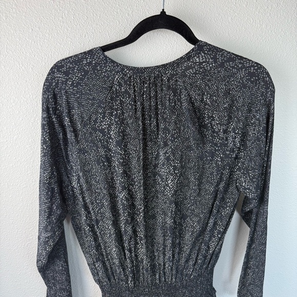 Rails Jasmine Animal Print Long Sleeve Minidress Charcoal Textured Leopard Small - Picture 12 of 13